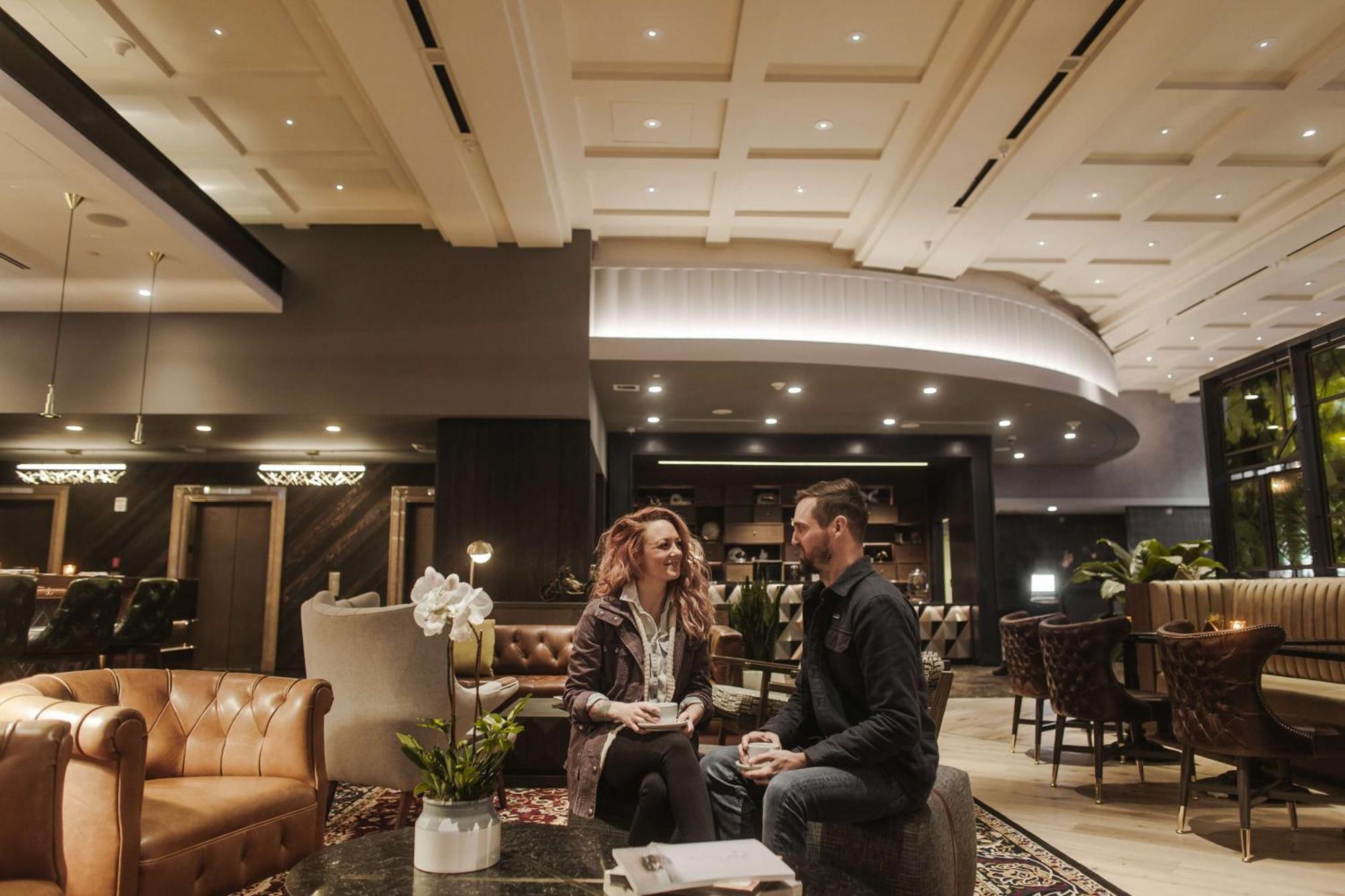 The Duniway Portland, A Hilton