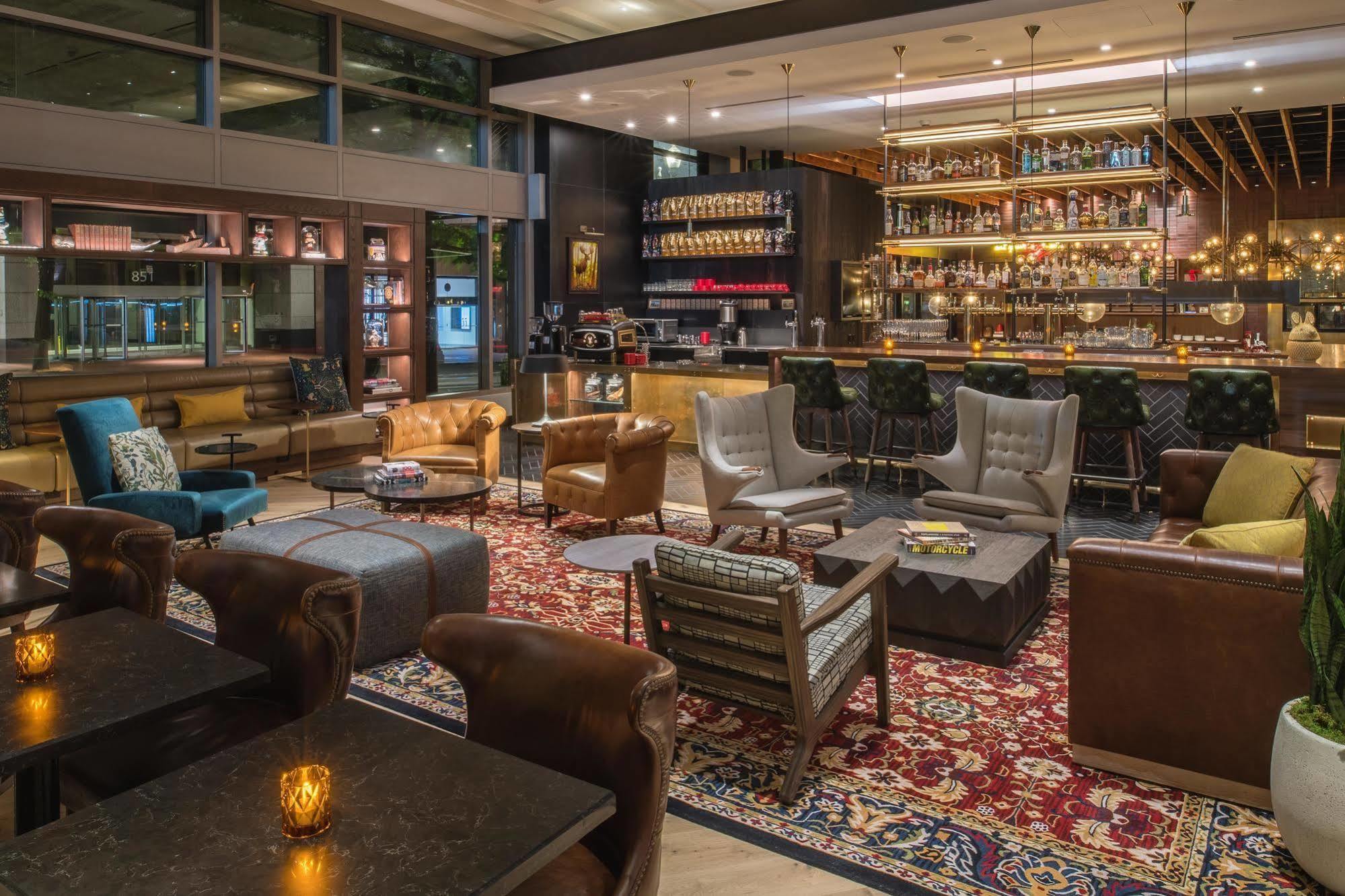 Hotel The Duniway Portland, A Hilton Portland